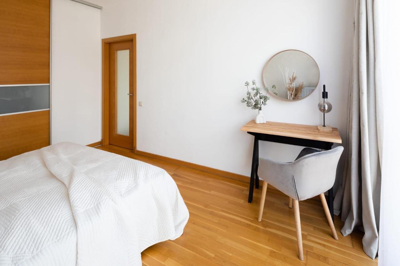 Ziedondarza Park One Bedroom Apartment With Balcony Ρίγα Εξωτερικό φωτογραφία