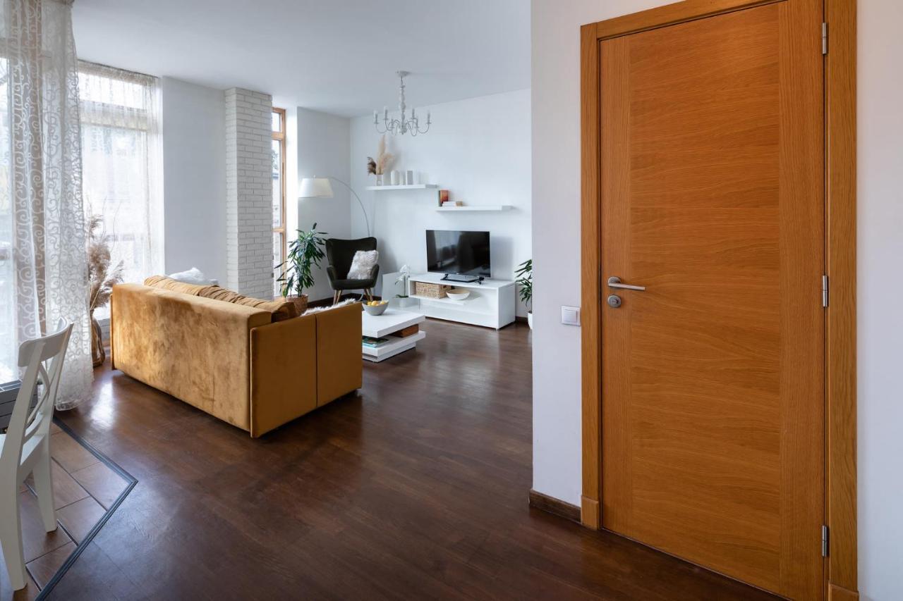 Ziedondarza Park One Bedroom Apartment With Balcony Ρίγα Εξωτερικό φωτογραφία